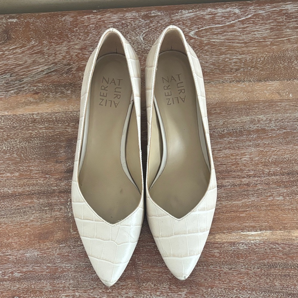 Naturalizer Ivory Croc-Patterned Heels